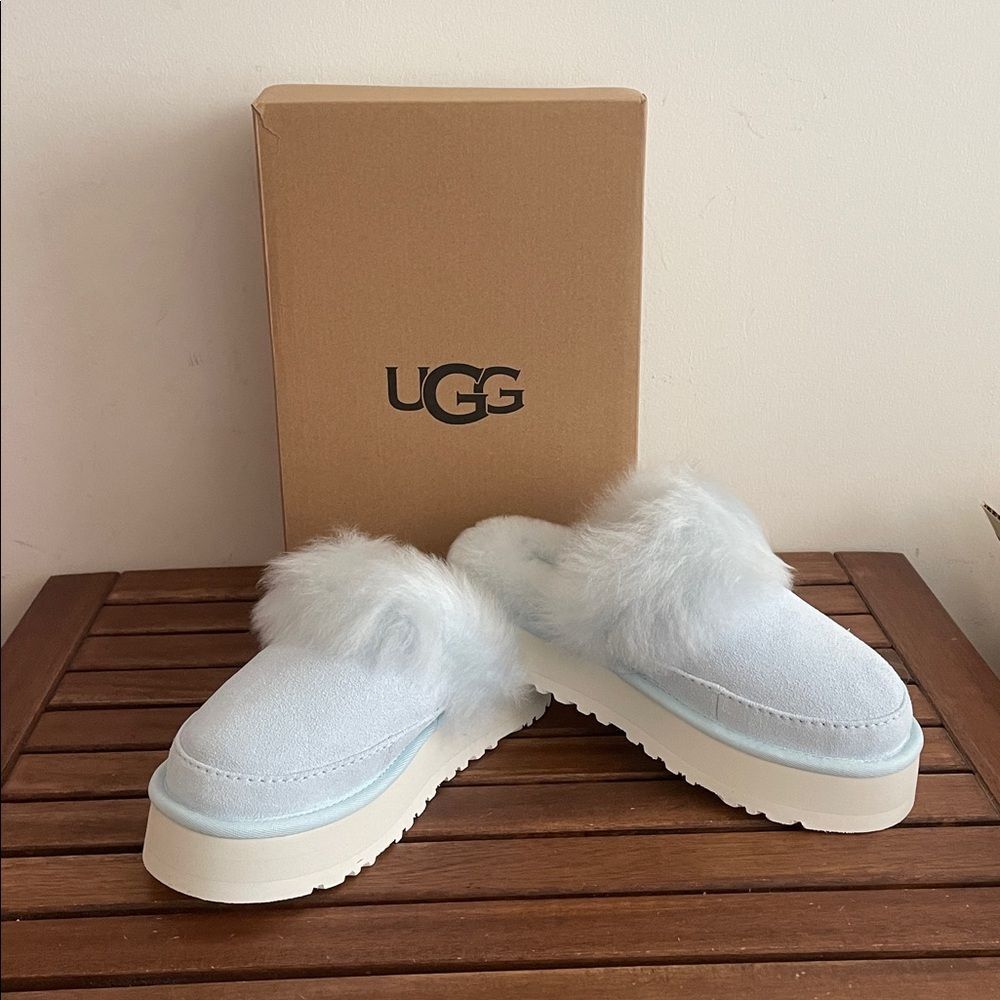 UGG Disquette Chalet Clogs Reef Blue USA Women Size 6/UK 4/EU 37